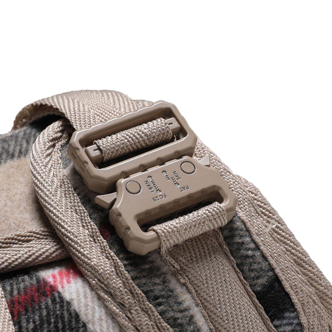 Plaid Beige Dracos V2 - Image 6
